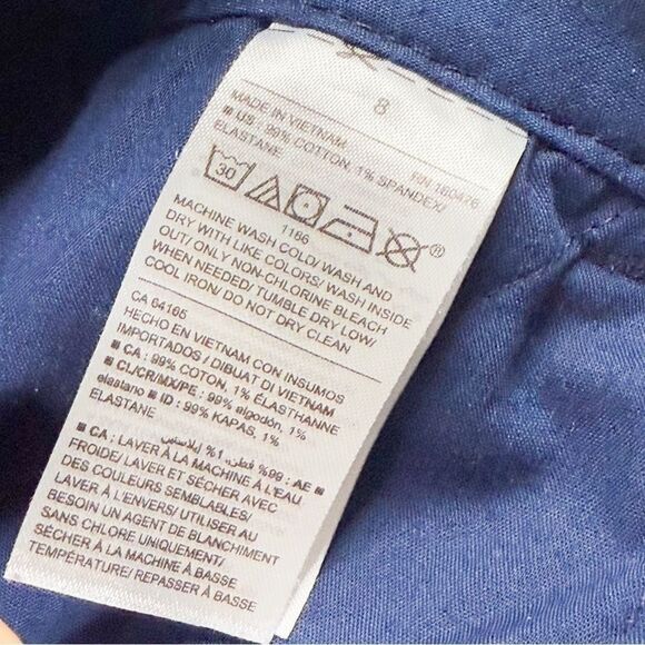 Old Navy Women's Navy Blue High-Rise Button-Front Shorts Size 8 - Picture 6 of 6